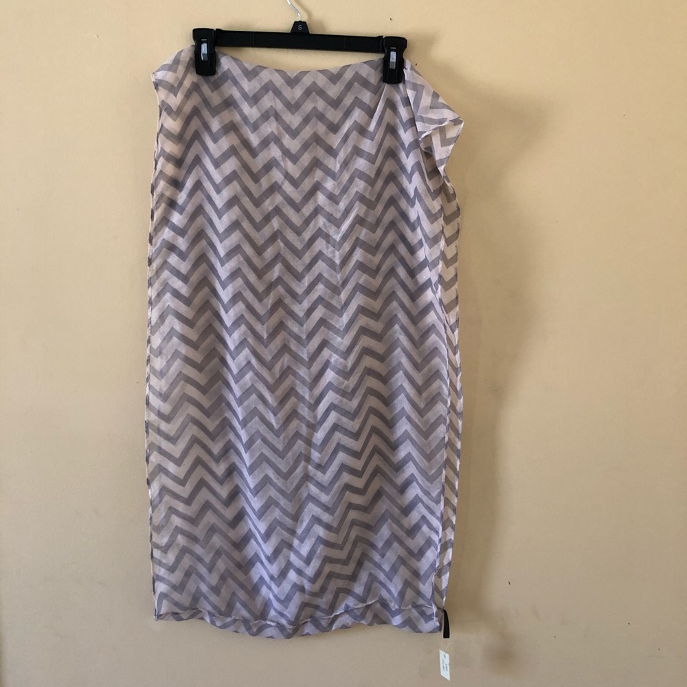 Grey and white chevron infinity scarf